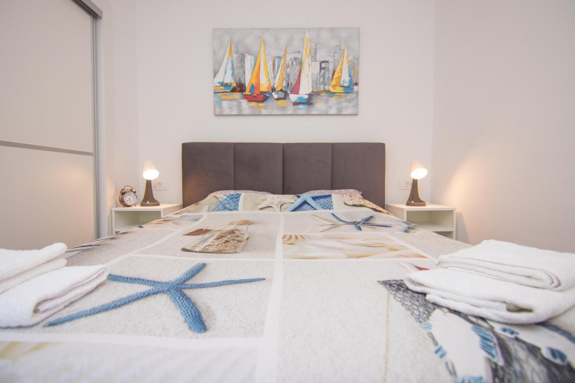 Apartmani Mario Malinska Exteriör bild