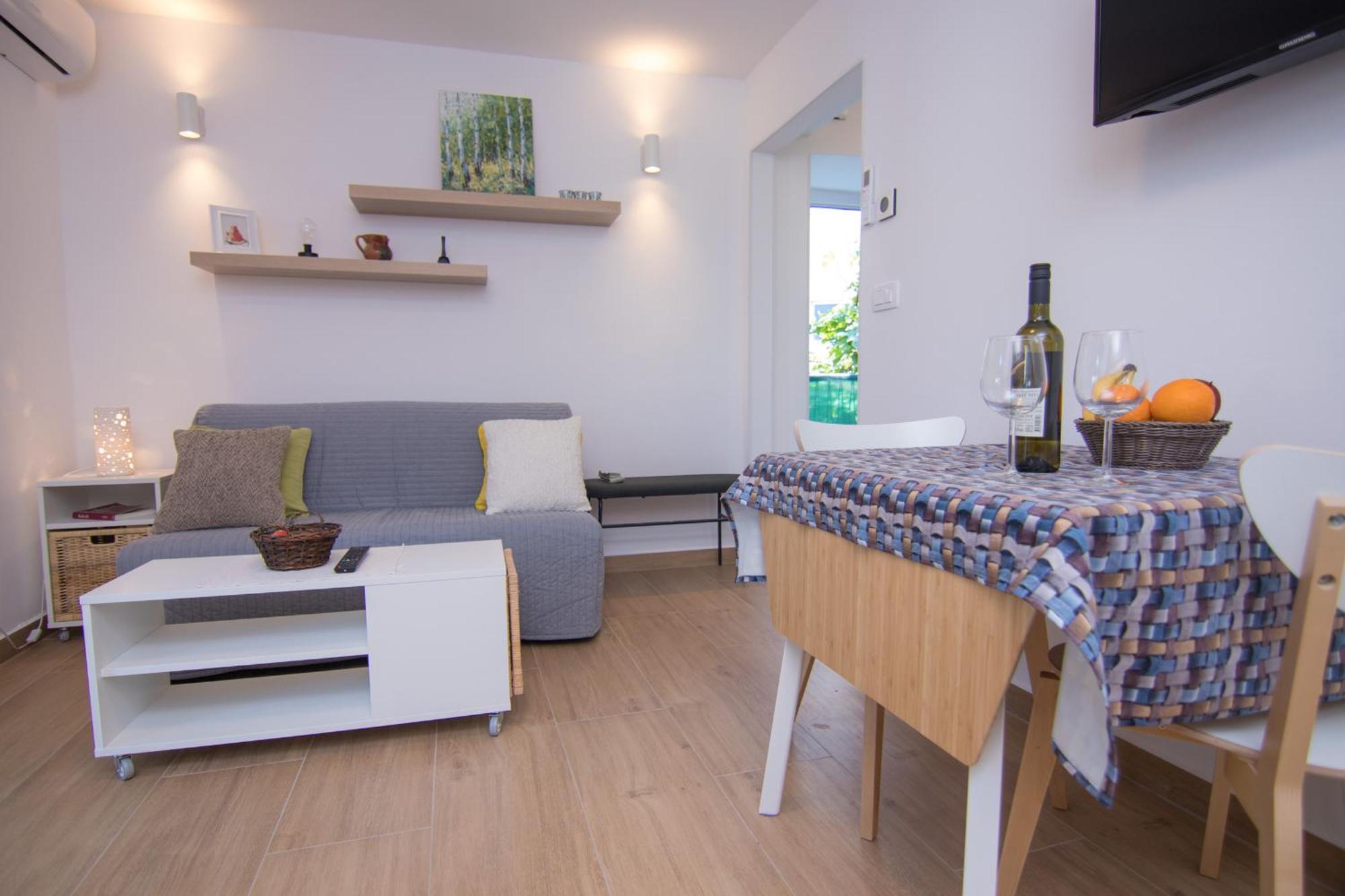 Apartmani Mario Malinska Exteriör bild